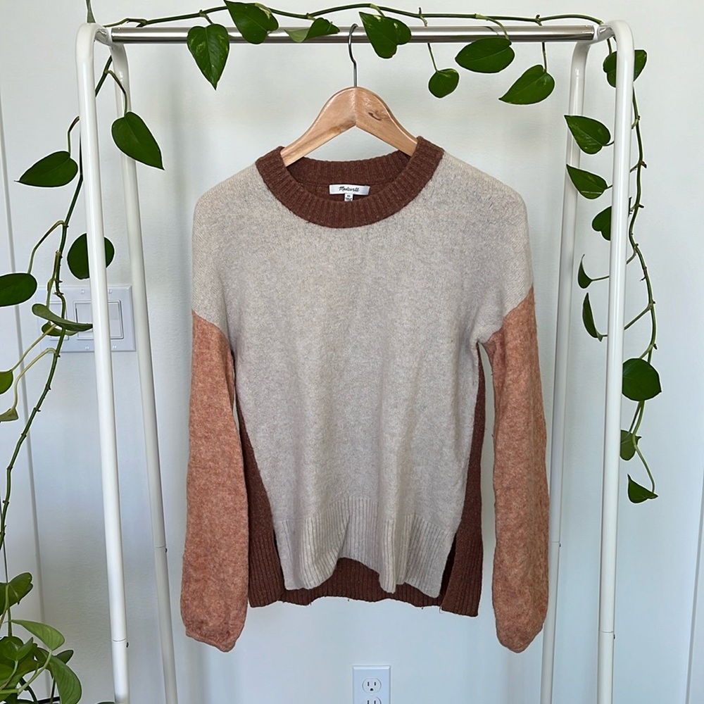 Balloon-sleeved color block Madewell sweater in XS